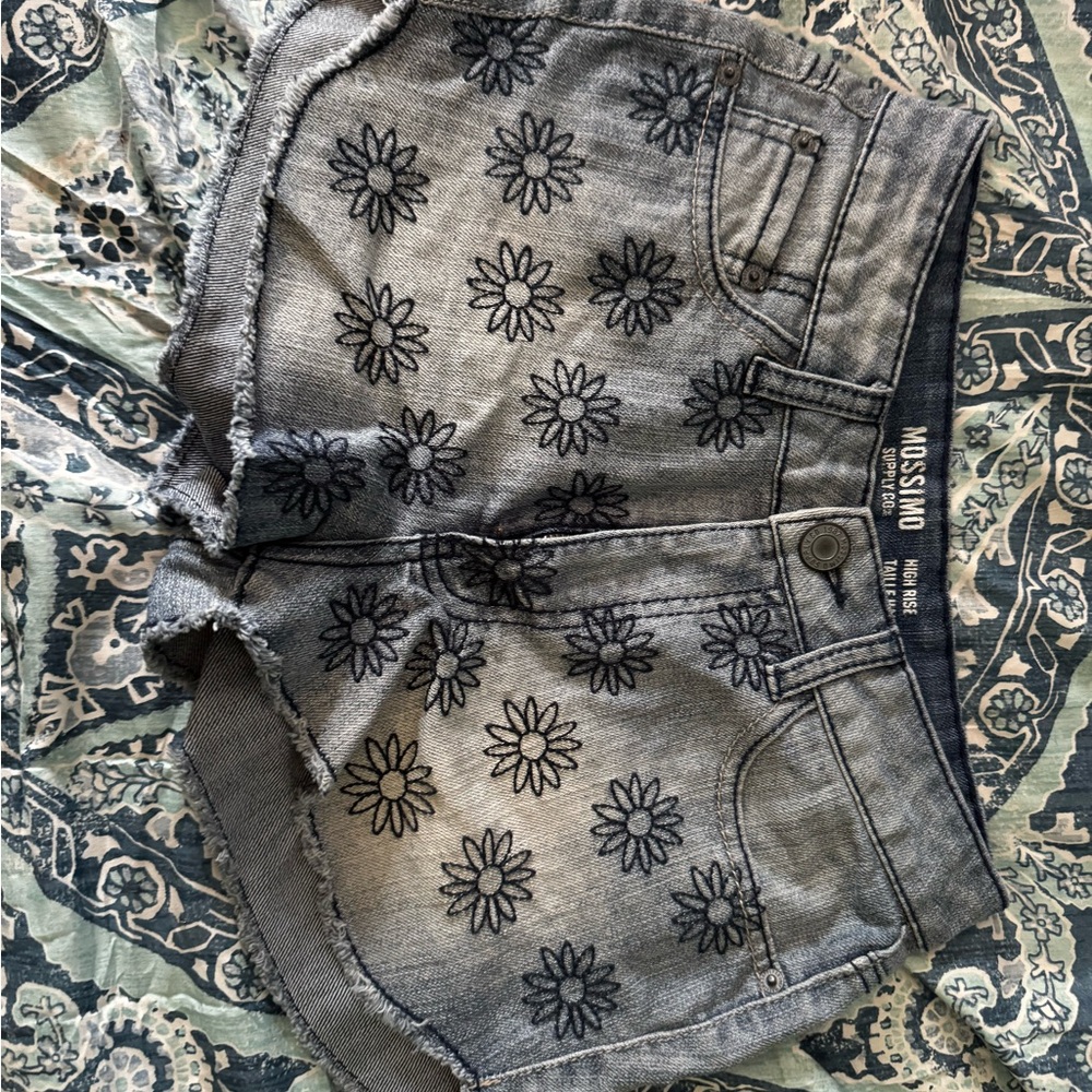 Mossimo Supply Co. Women's Black Floral Jean Shorts